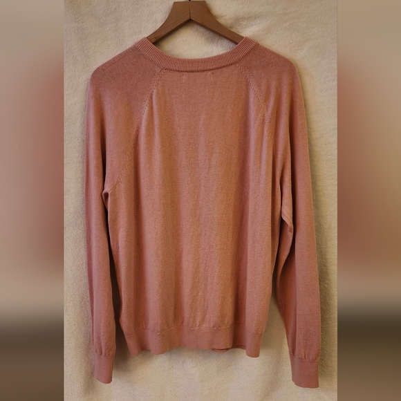 Abercrombie & Fitch Sweater - Picture 2 of 6